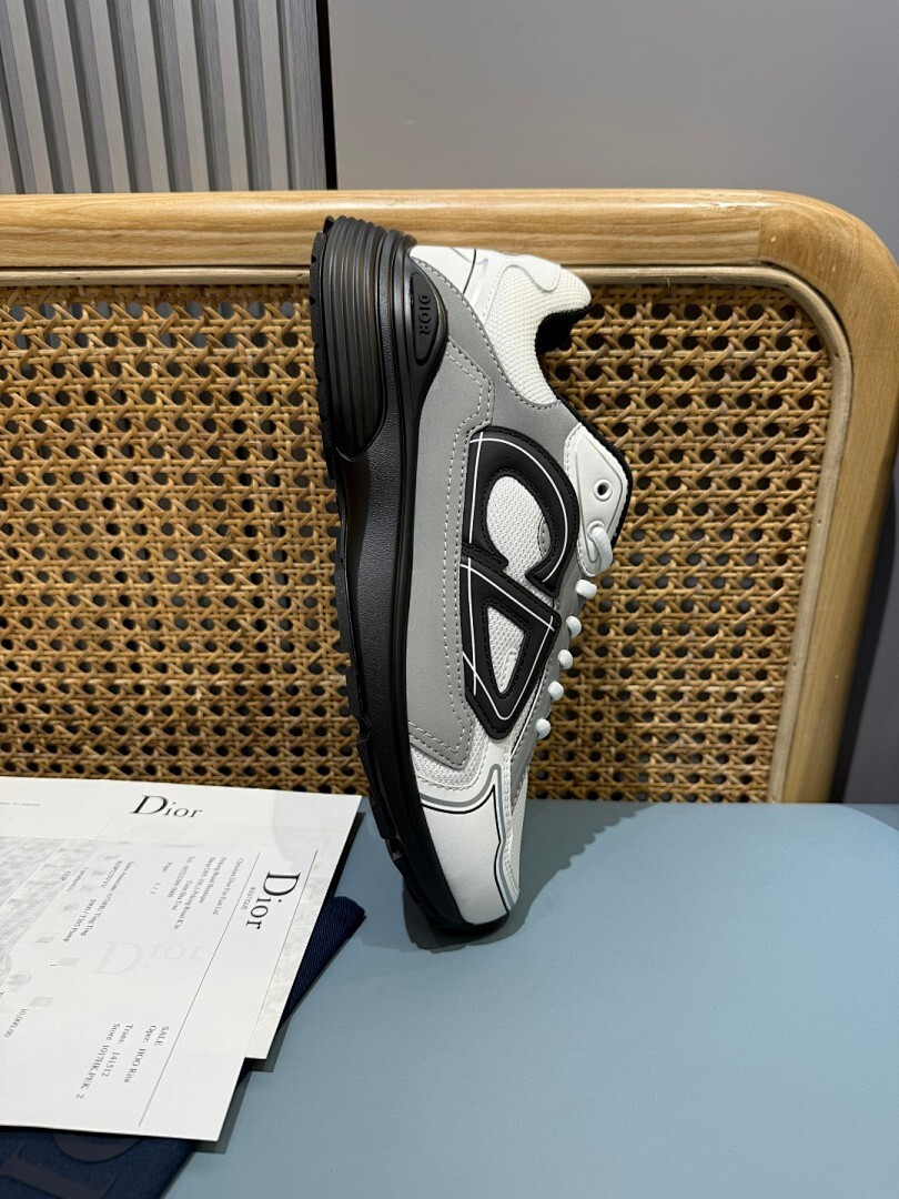DR B30 SNEAKER