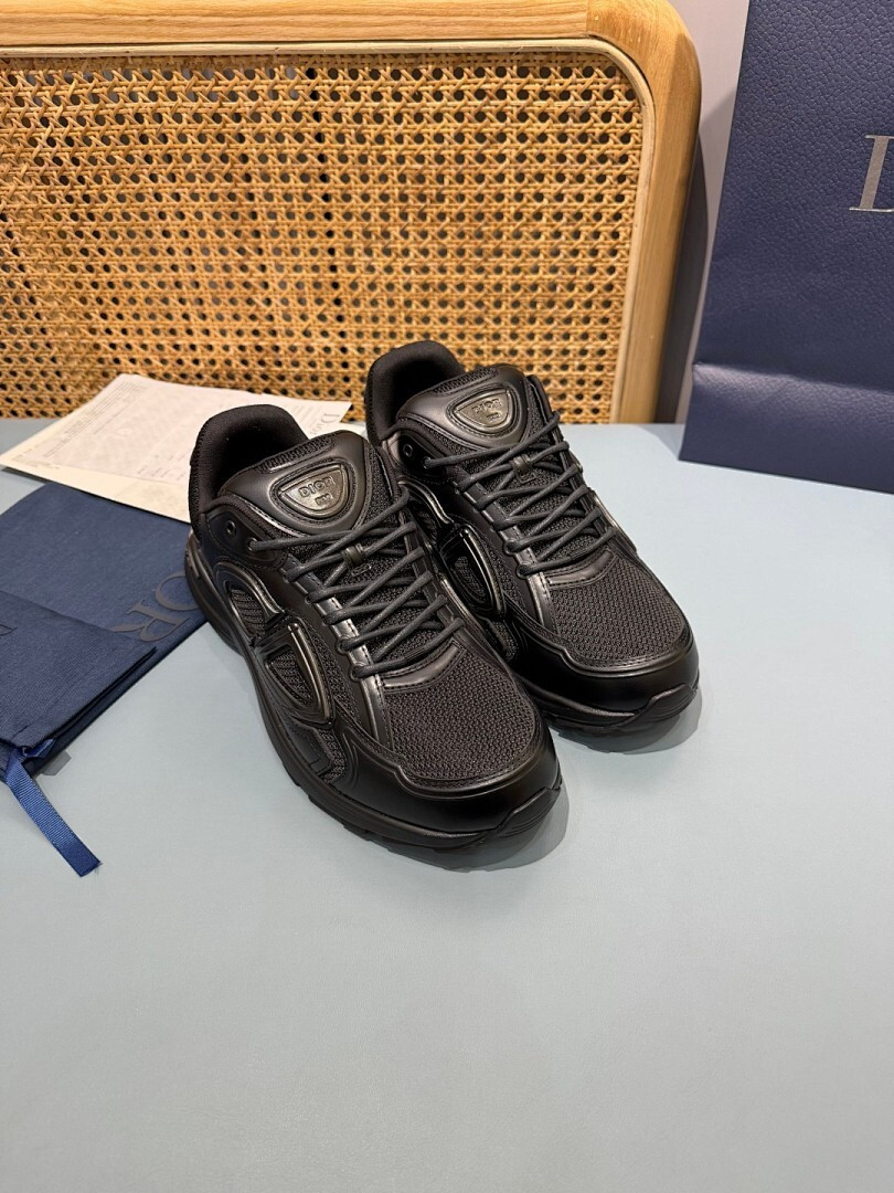 DR B30 SNEAKER