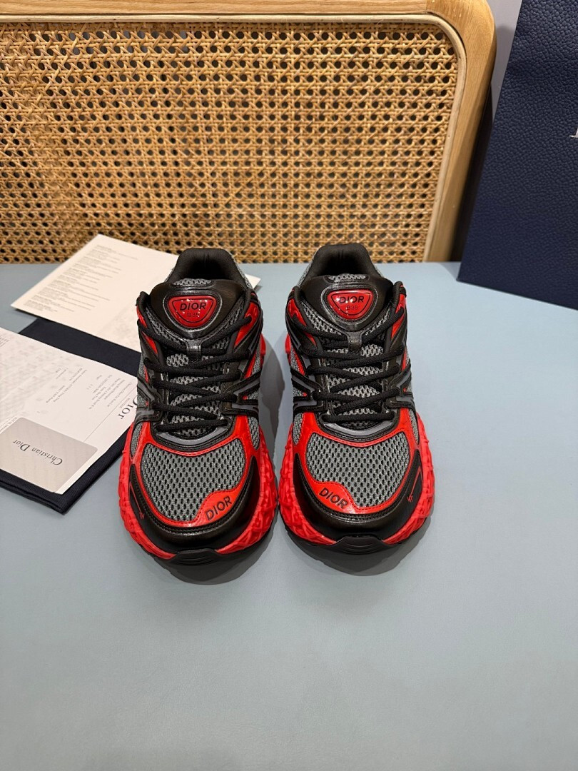 DR B35 NXXT sneaker
