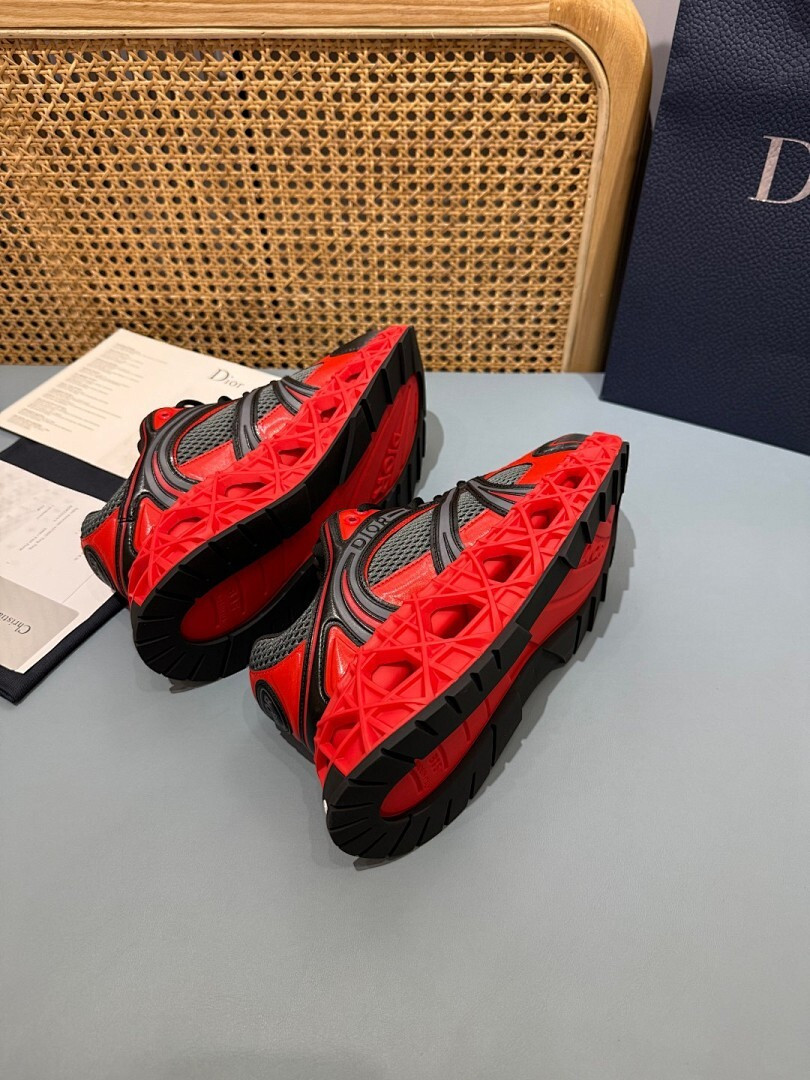 DR B35 NXXT sneaker