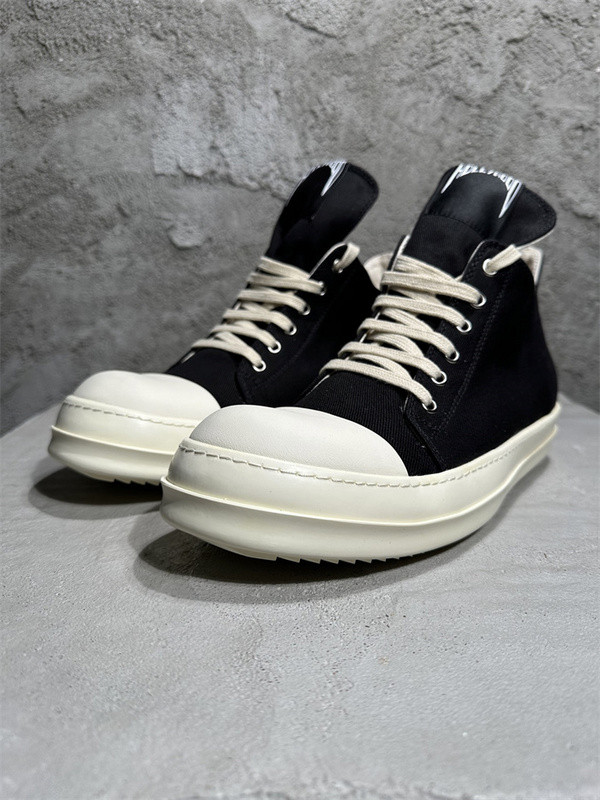 RICK 0WENS SNEAKERS