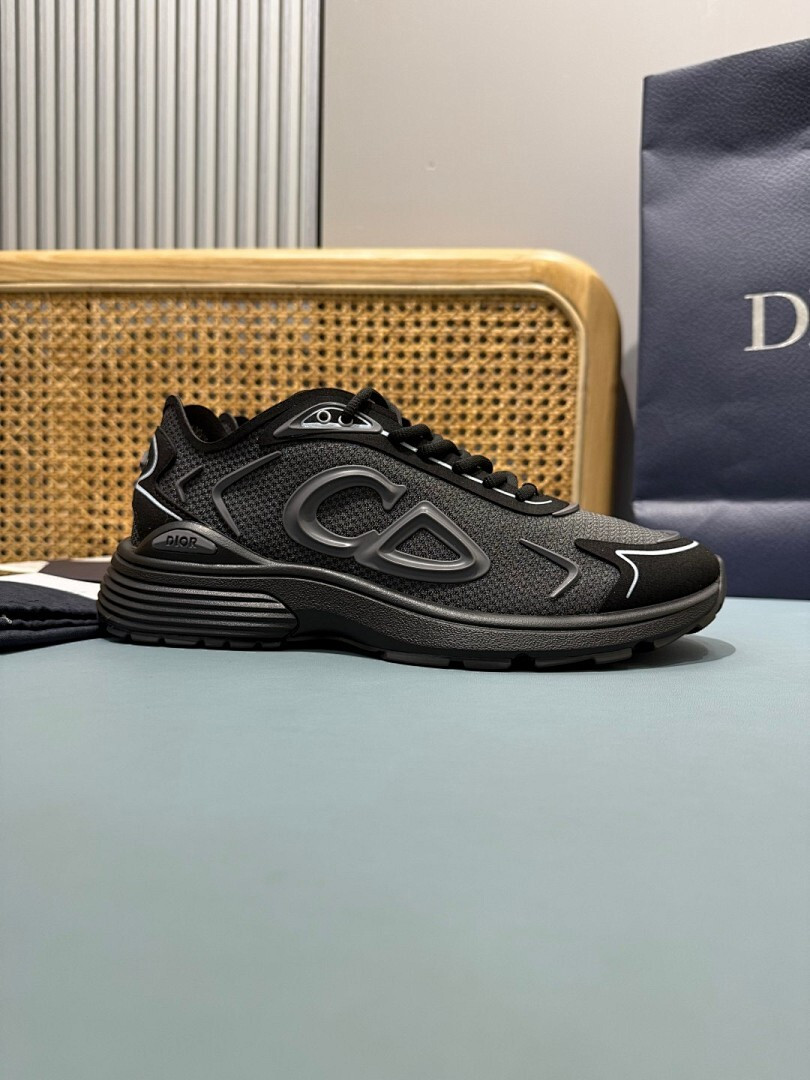 DR B30 SNEAKER