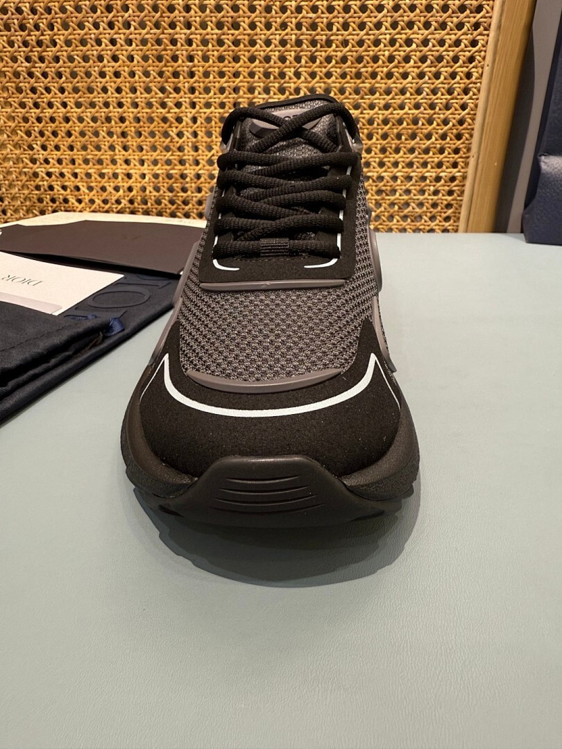 DR B30 SNEAKER