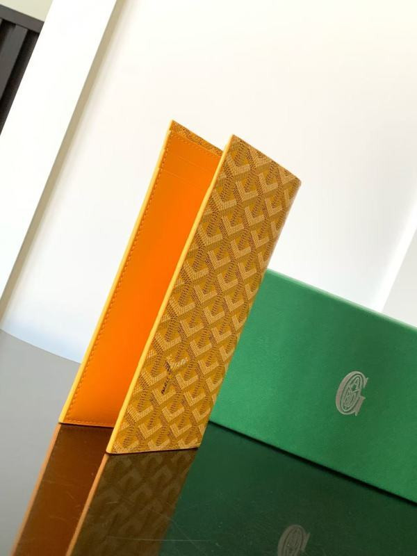 G09ard saint-roch long wallet