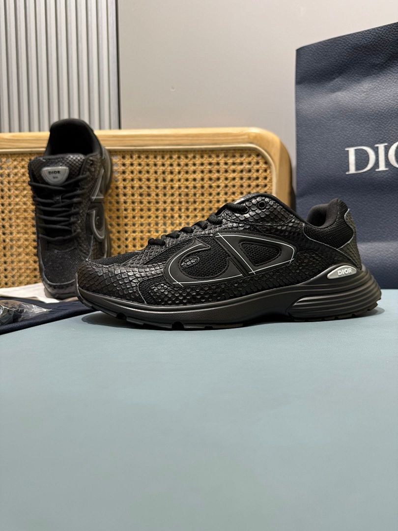 DR B30 SNEAKER