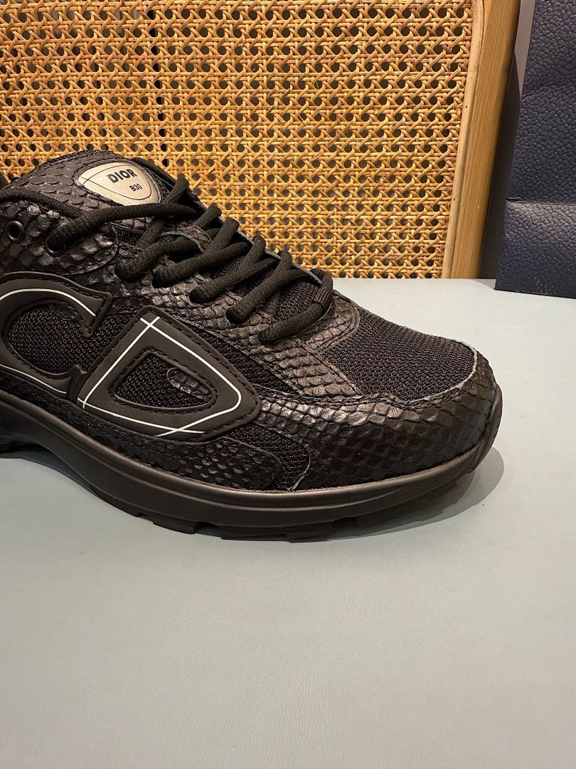 DR B30 SNEAKER