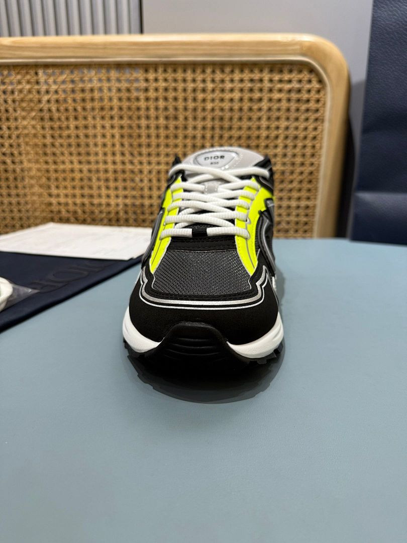 DR B30 SNEAKER