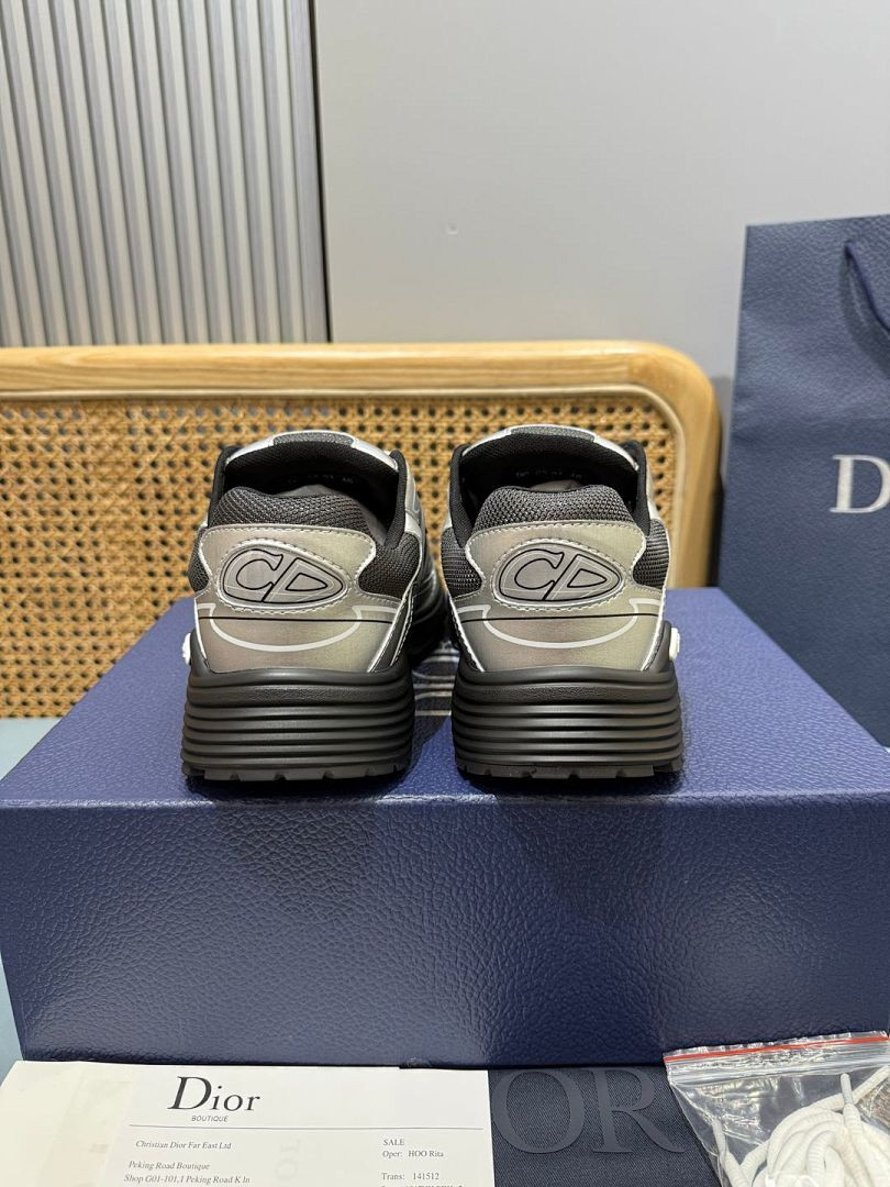 DR B30 SNEAKER