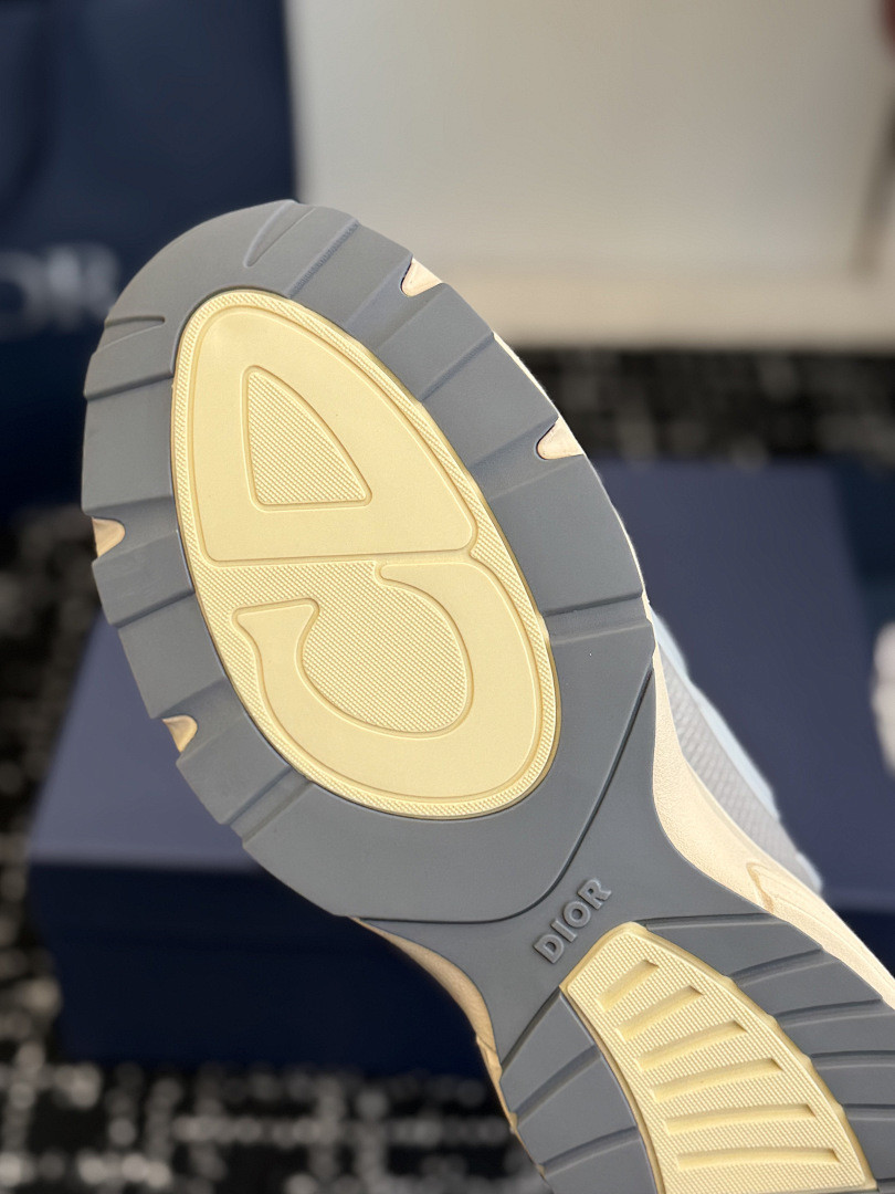 DR B30 SNEAKER