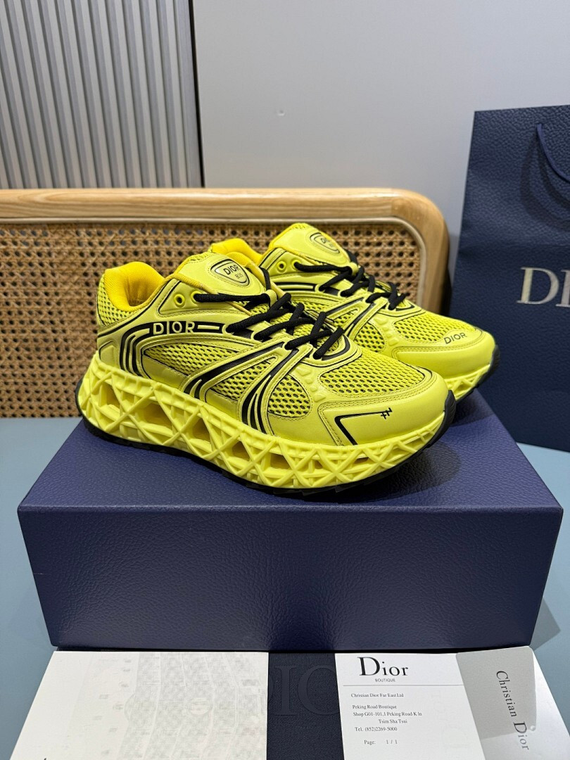 DR B35 NXXT sneaker