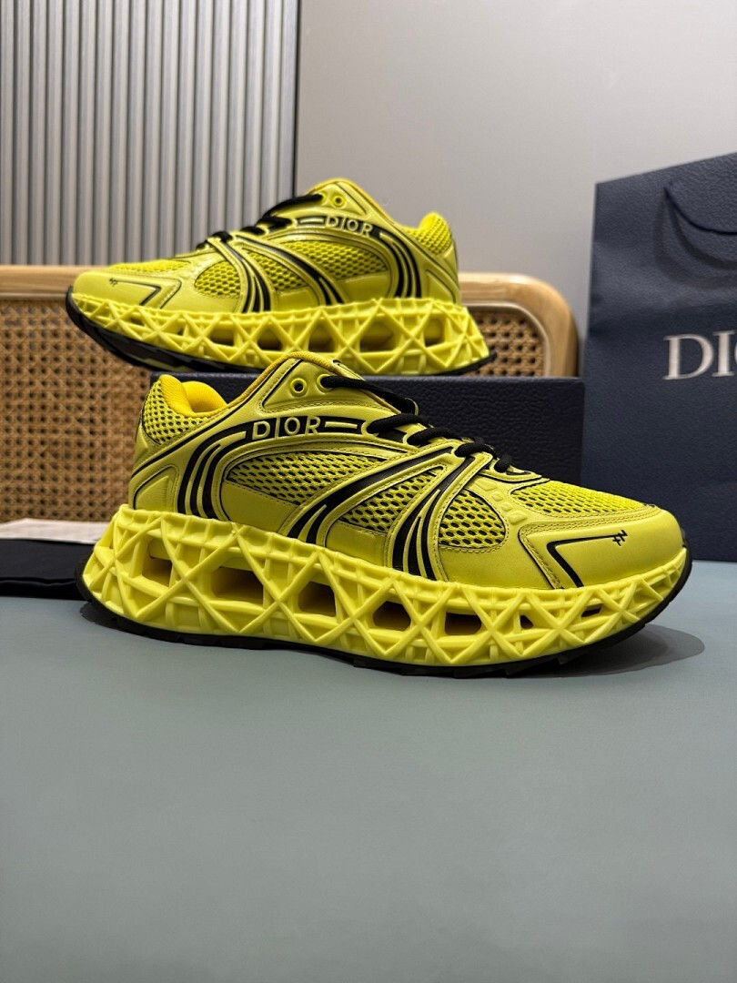 DR B35 NXXT sneaker