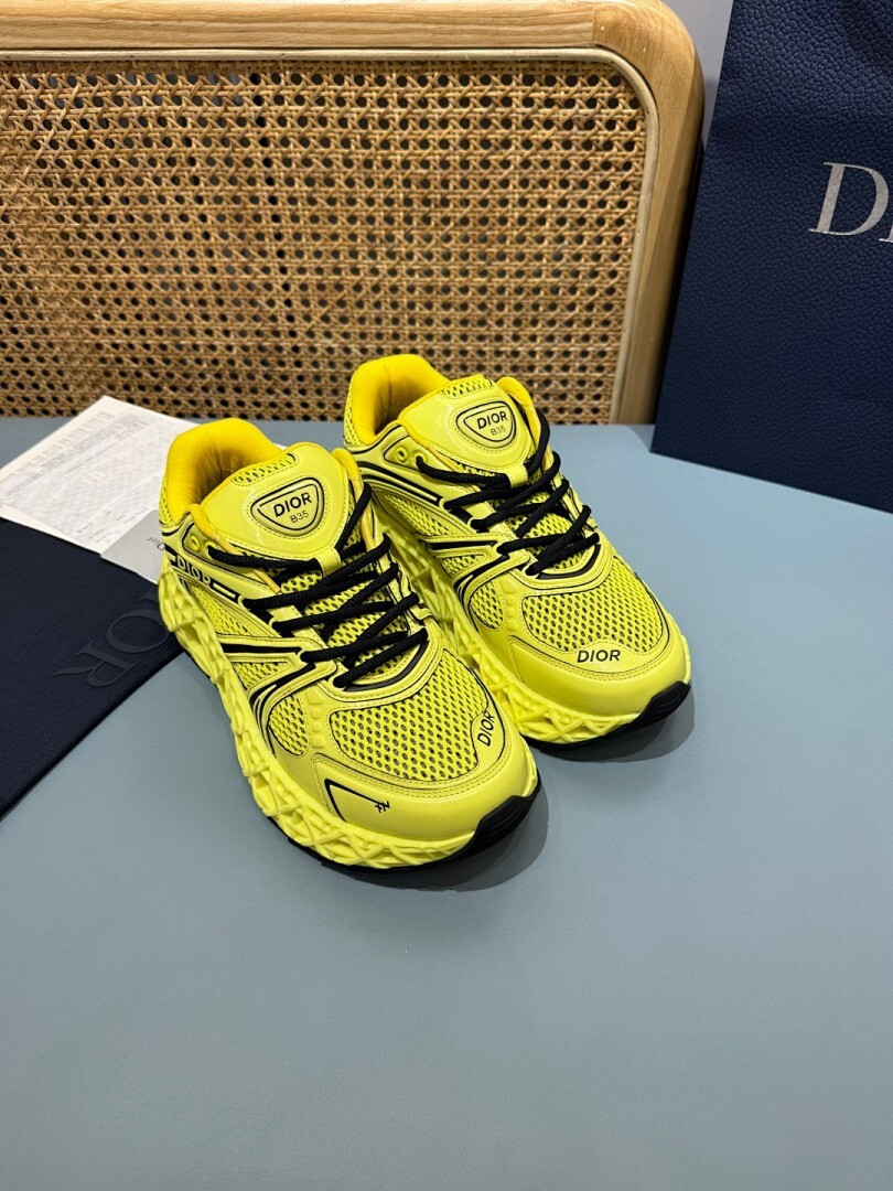 DR B35 NXXT sneaker