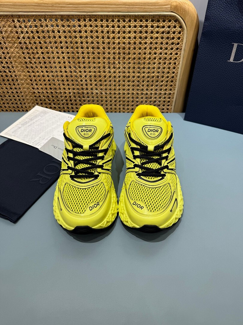 DR B35 NXXT sneaker