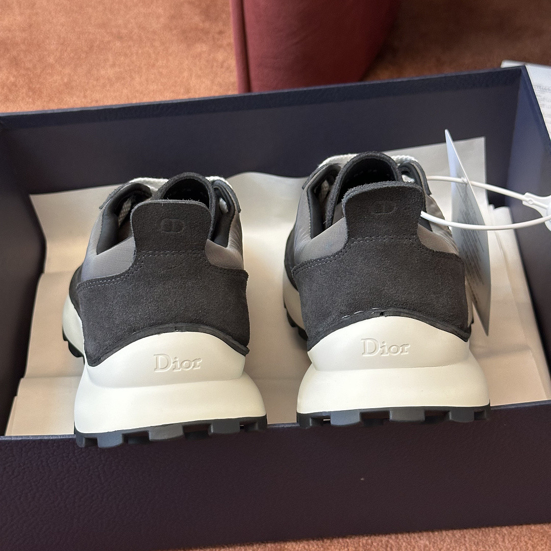DR B30 SNEAKER
