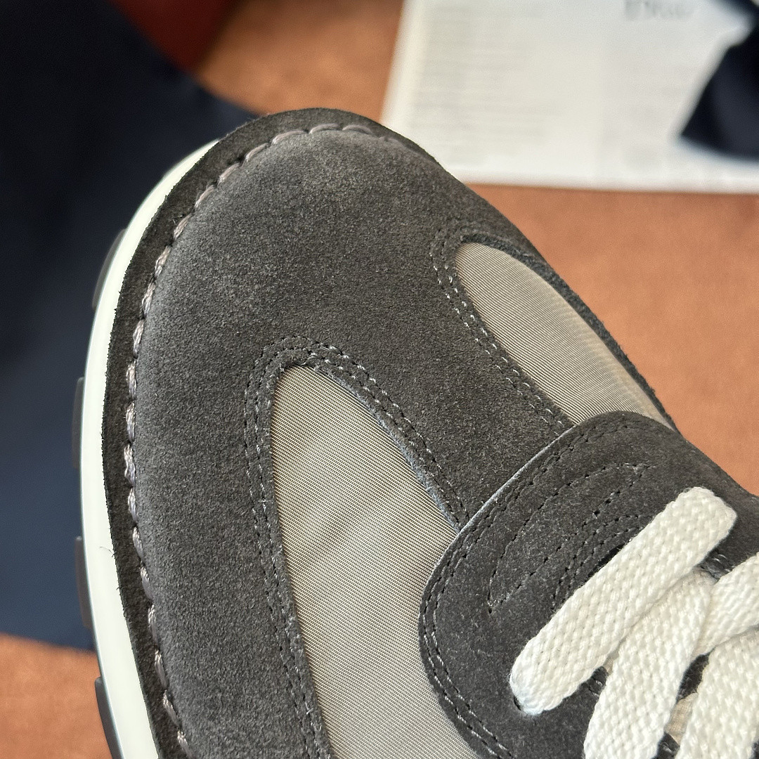 DR B30 SNEAKER