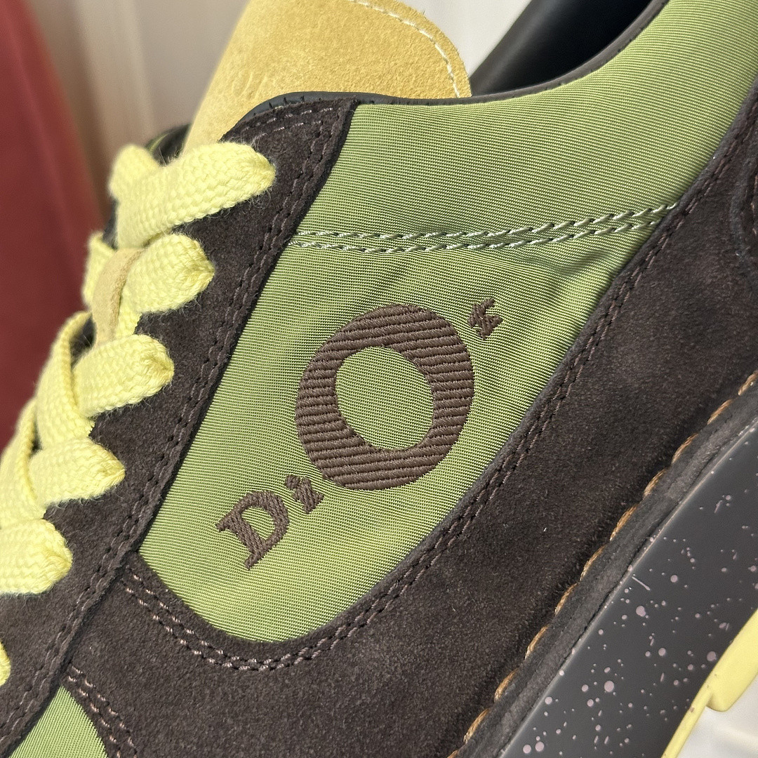 DR B30 SNEAKER