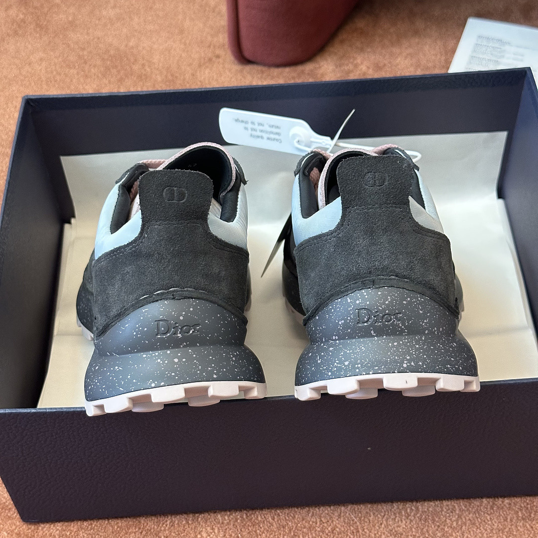 DR B30 SNEAKER