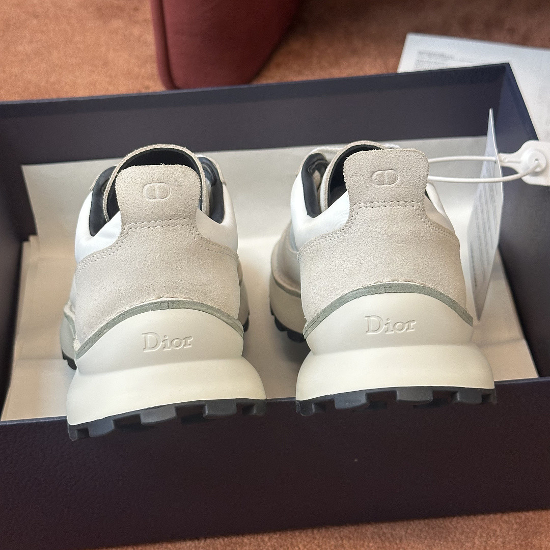 DR B30 SNEAKER