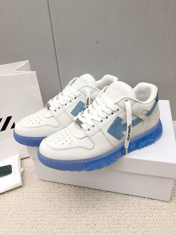 Off-White c/o Virgil Abloh