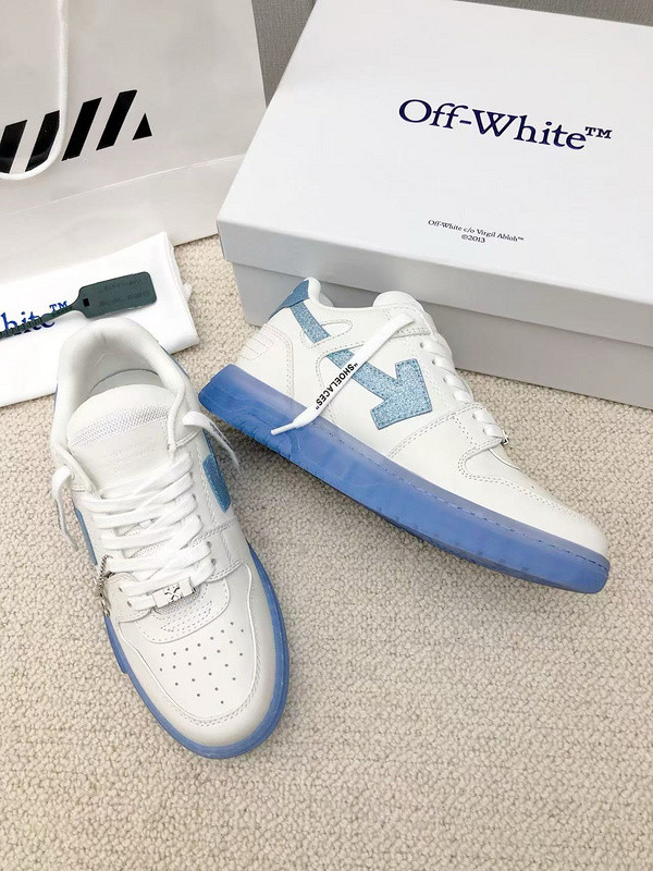 Off-White c/o Virgil Abloh