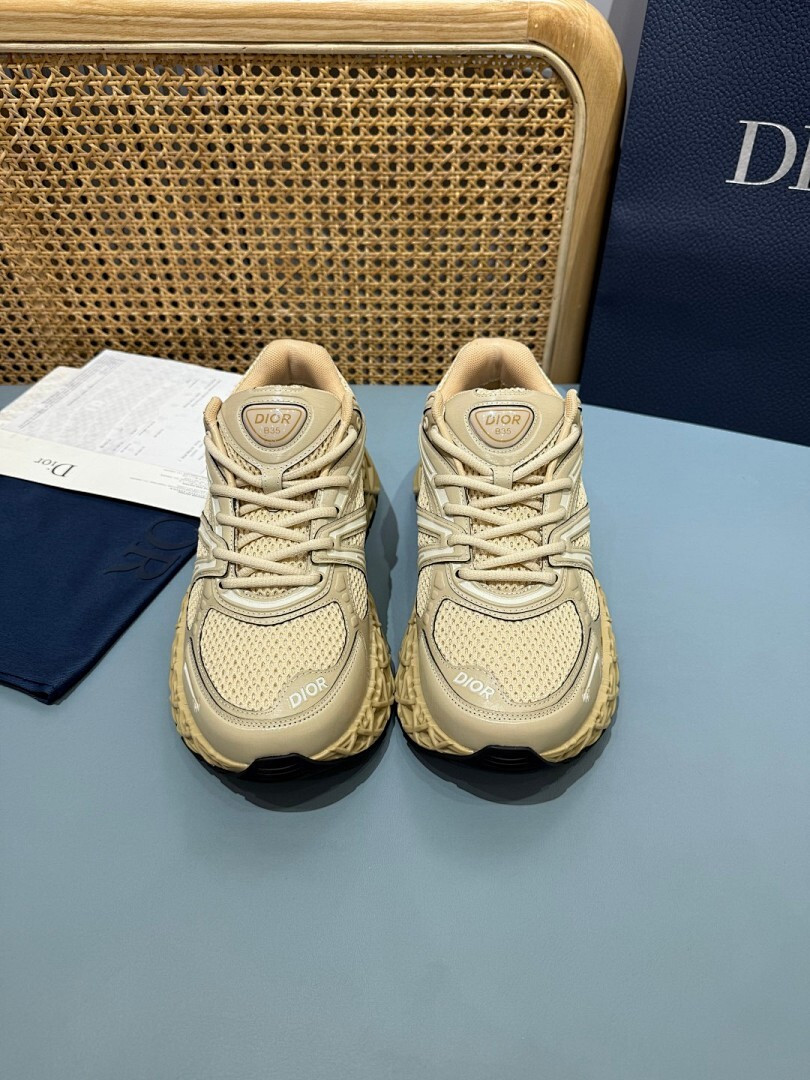DR B35 NXXT sneaker