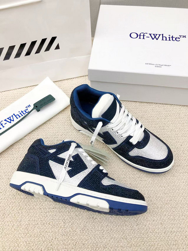 Off-White c/o Virgil Abloh