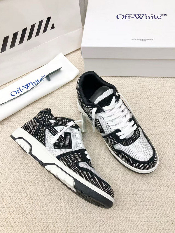 Off-White c/o Virgil Abloh