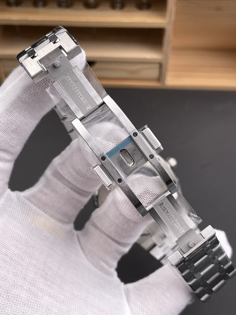 Audemars P1g*et Royal Oak