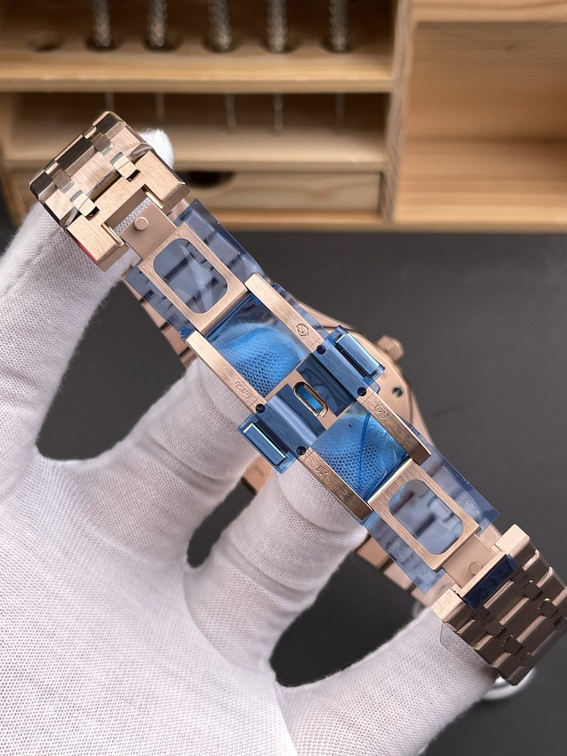 Audemars P1g*et Royal Oak