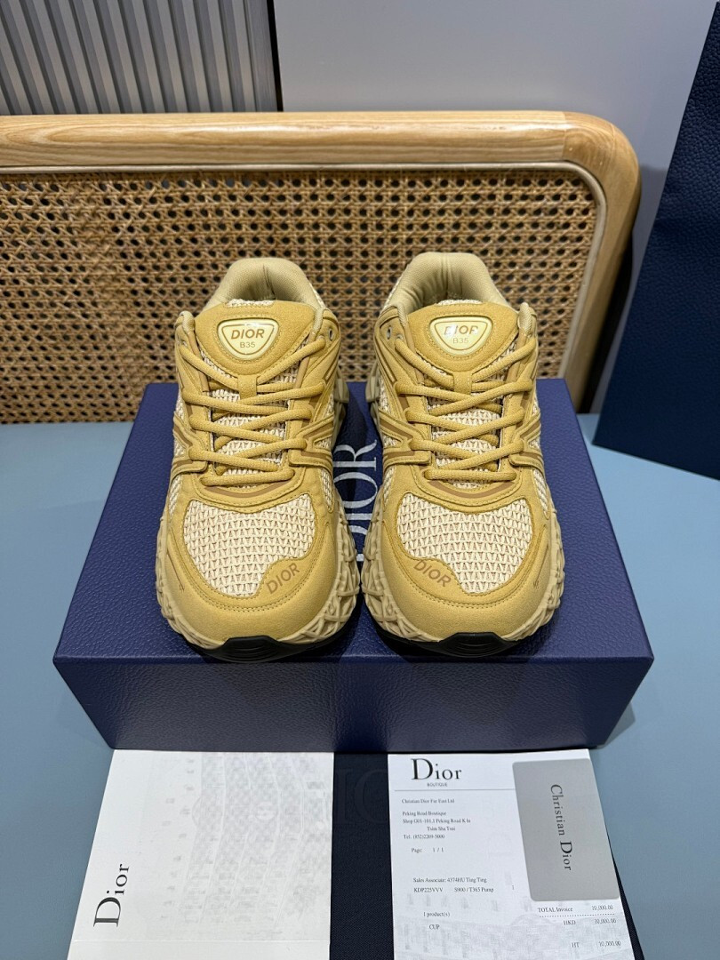 DR B35 NXXT sneaker