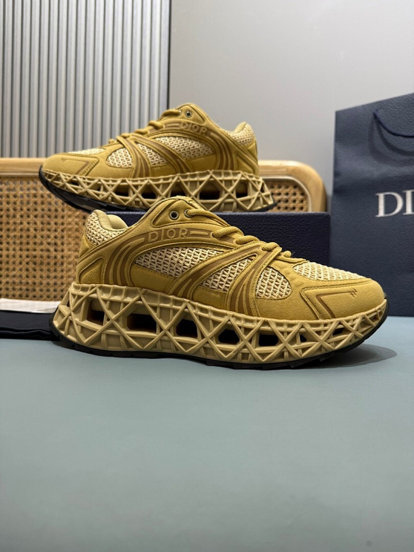 DR B35 NXXT sneaker