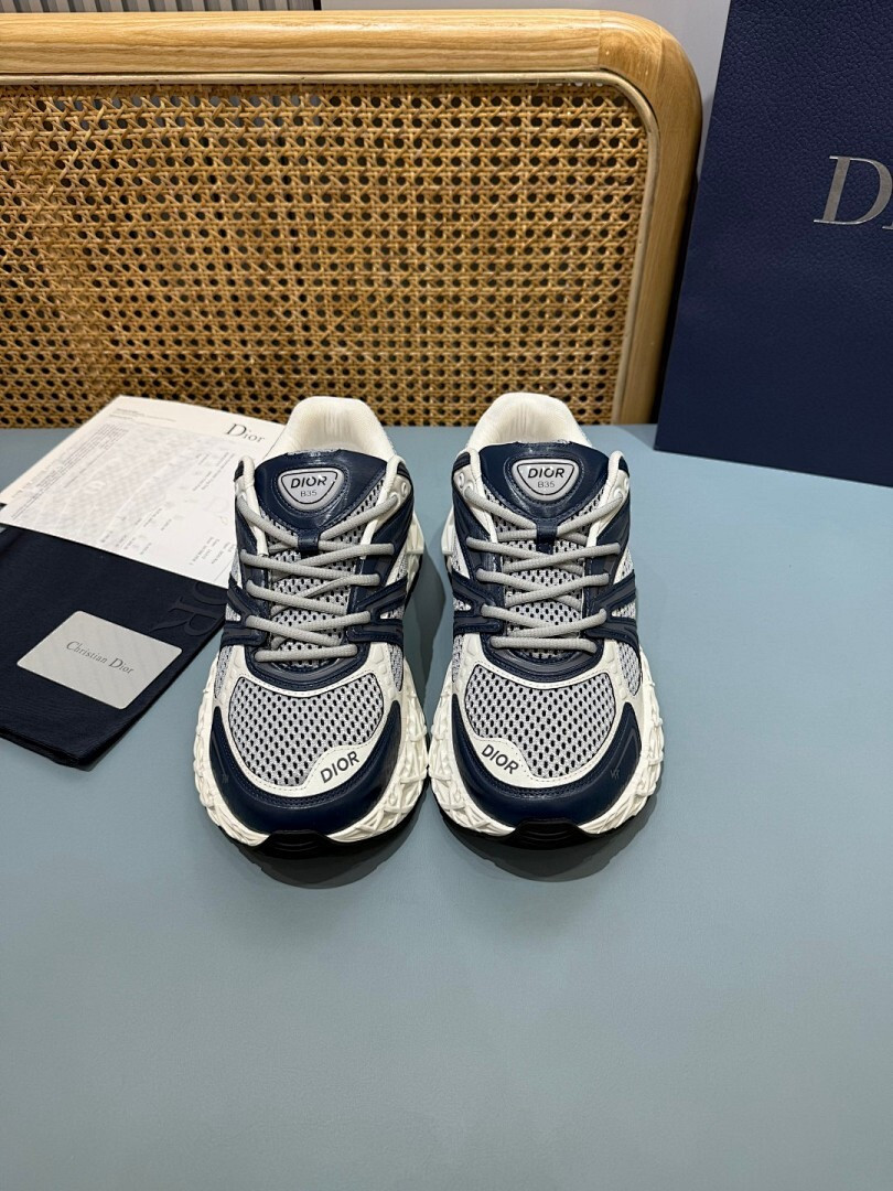 DR B35 NXXT sneaker