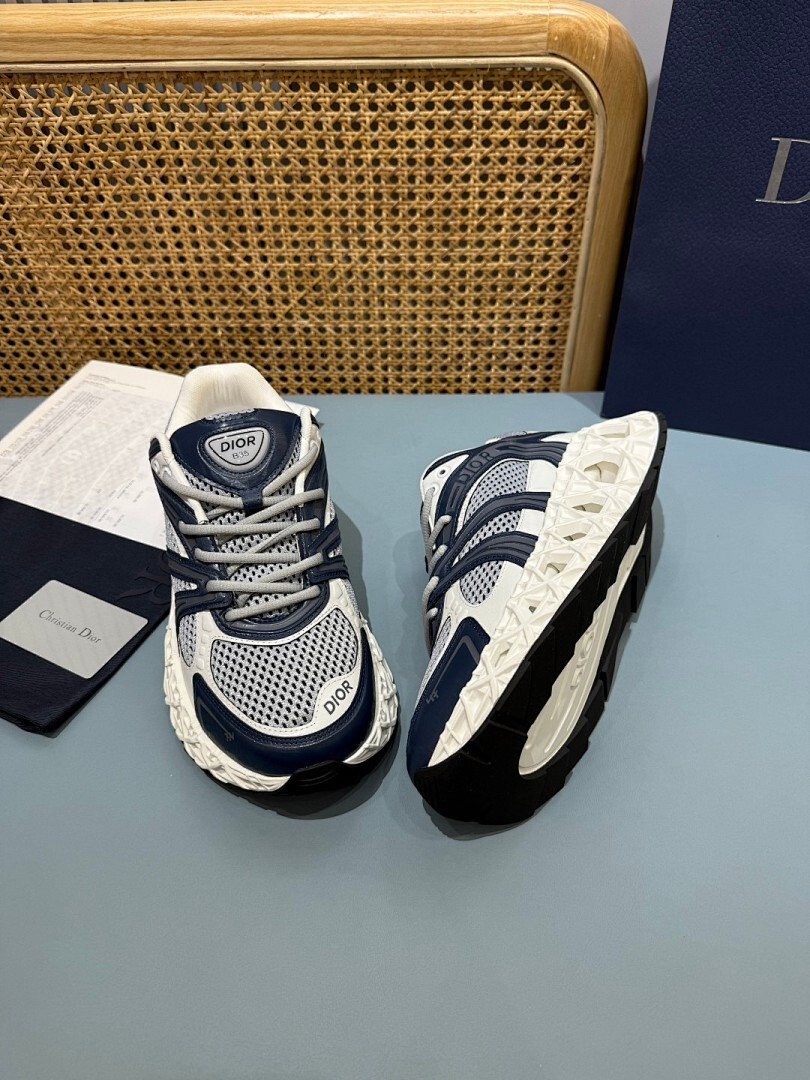 DR B35 NXXT sneaker