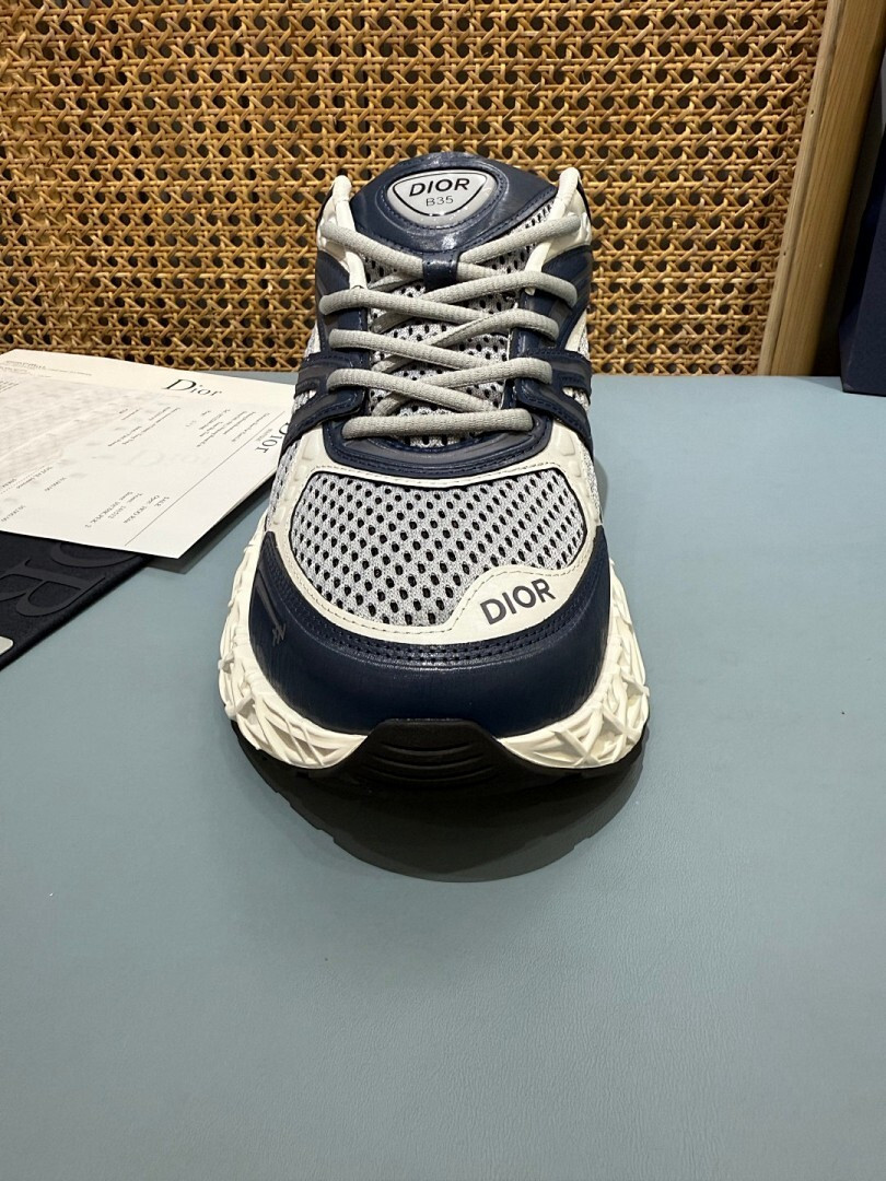 DR B35 NXXT sneaker