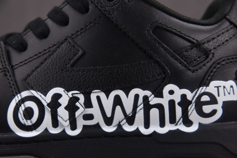 Off-White c/o Virgil Abloh