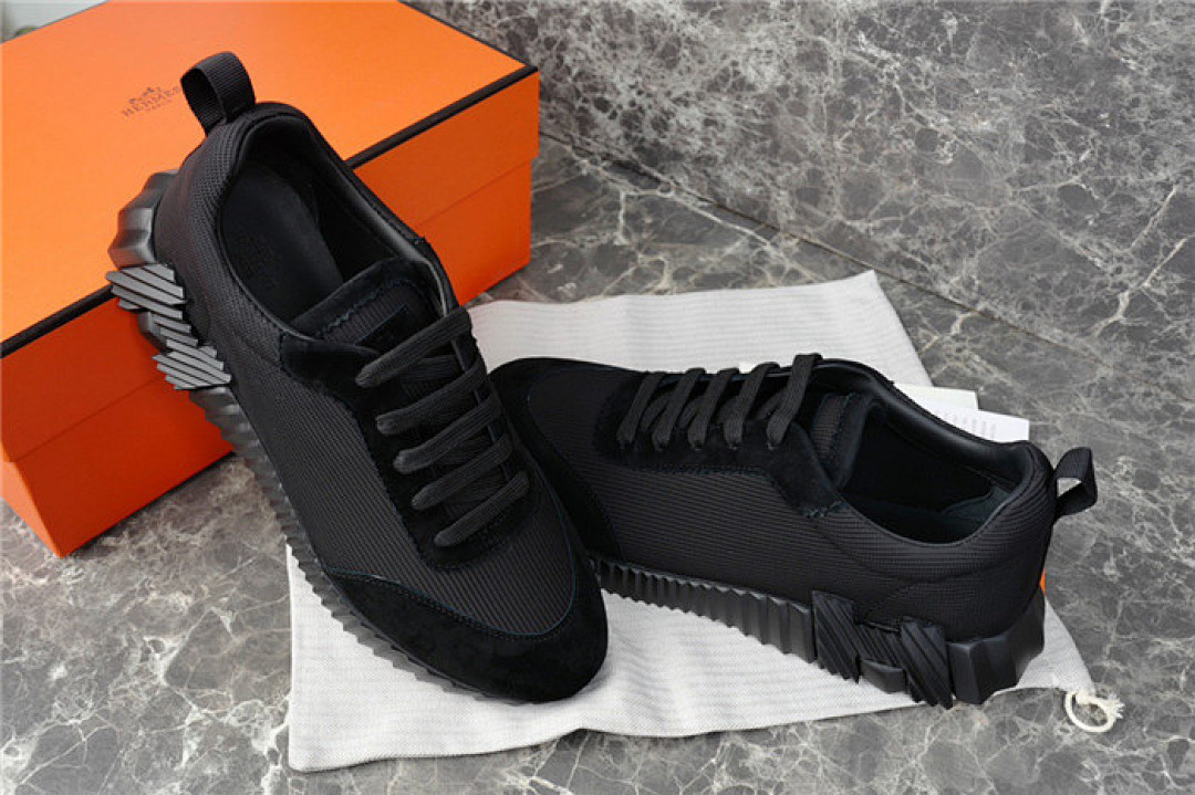H*ER*MES SNEAKER