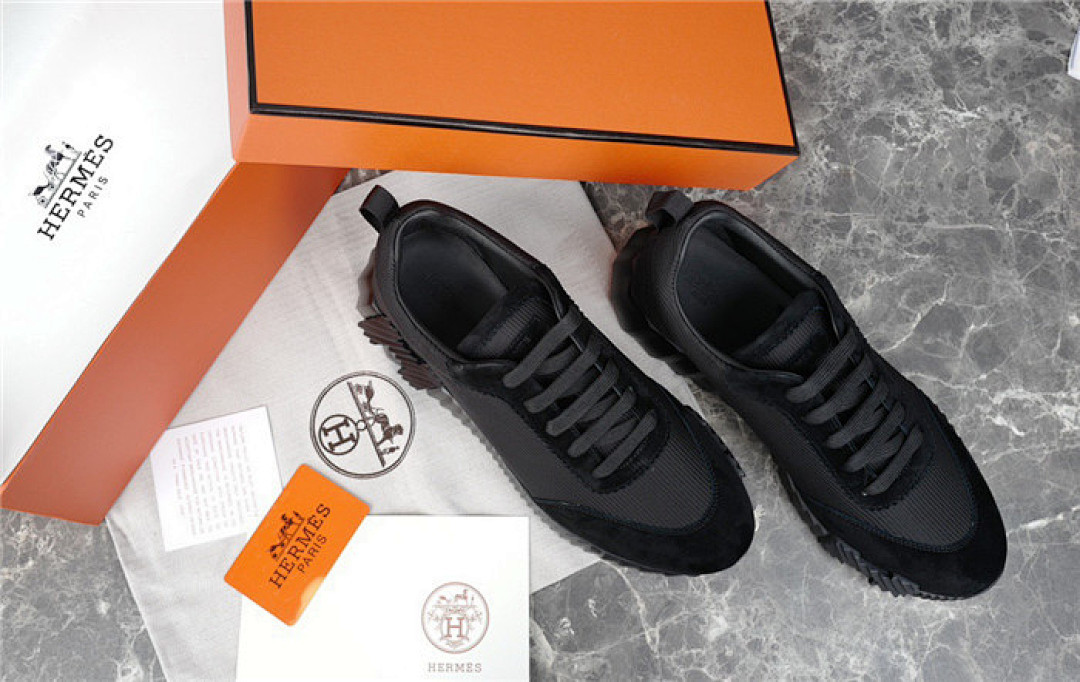 H*ER*MES SNEAKER