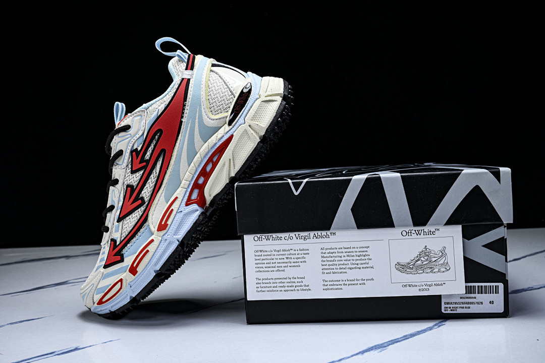 Off-White c/o Virgil Abloh
