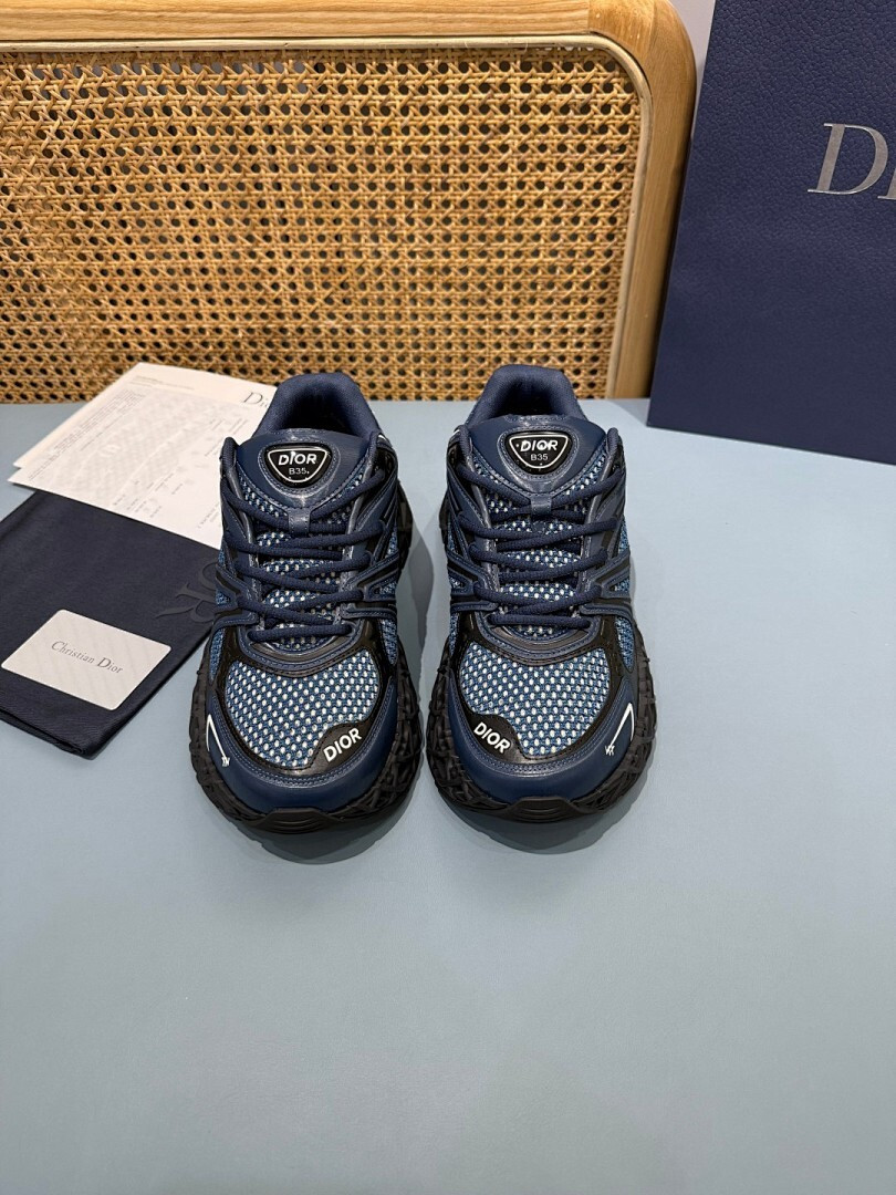 DR B35 NXXT sneaker