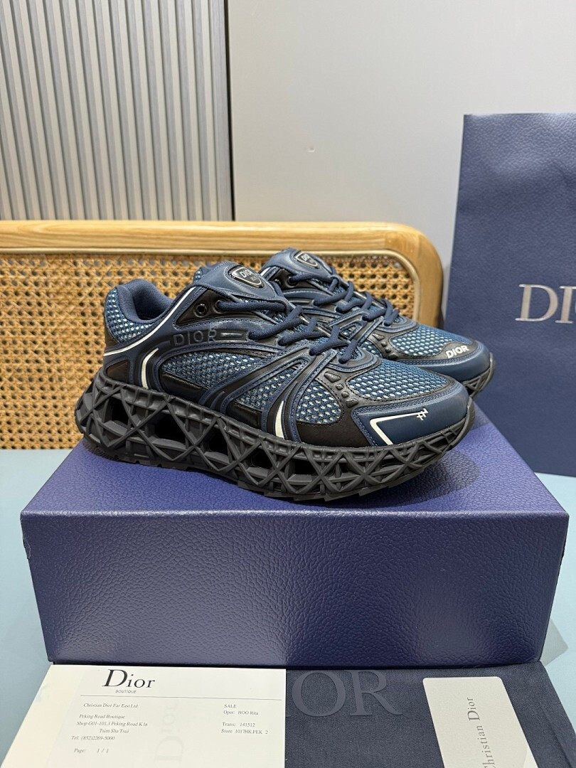 DR B35 NXXT sneaker
