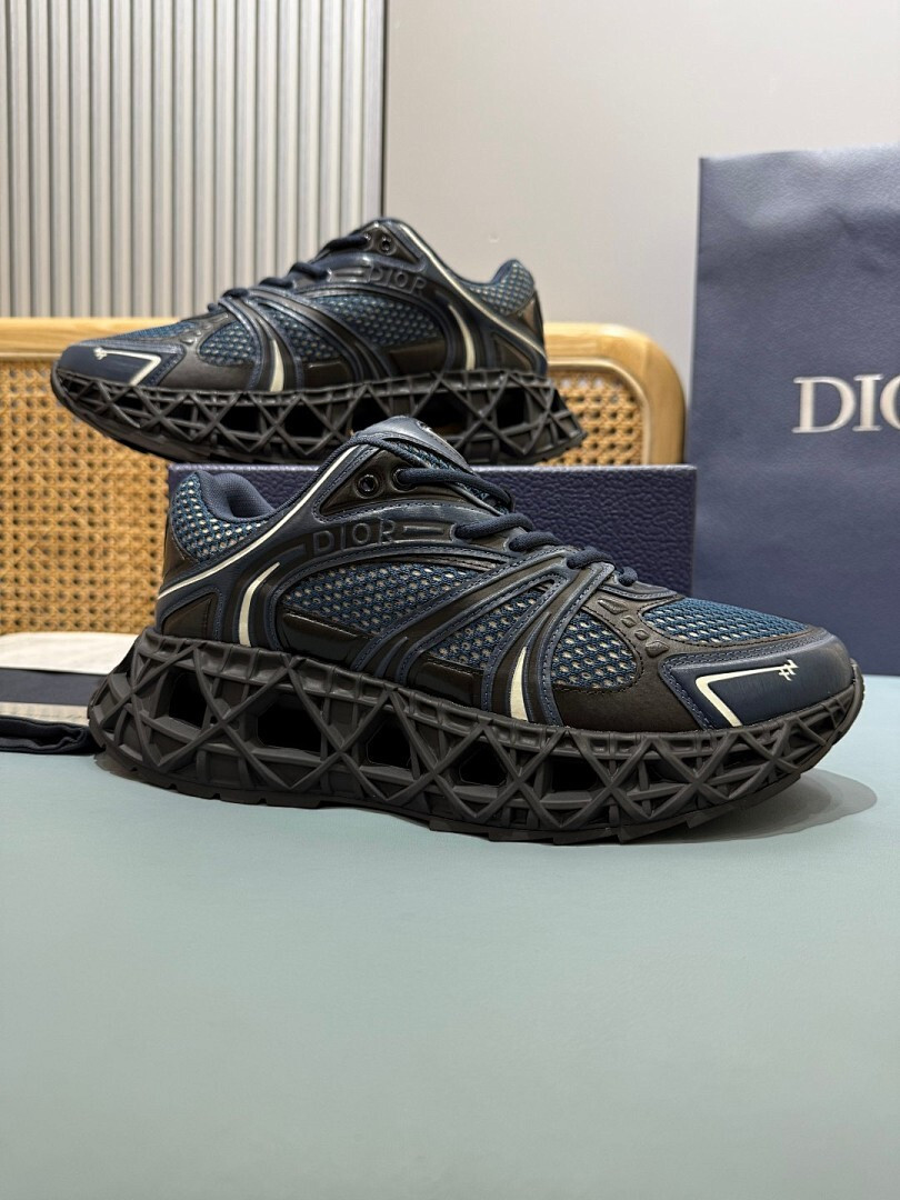 DR B35 NXXT sneaker