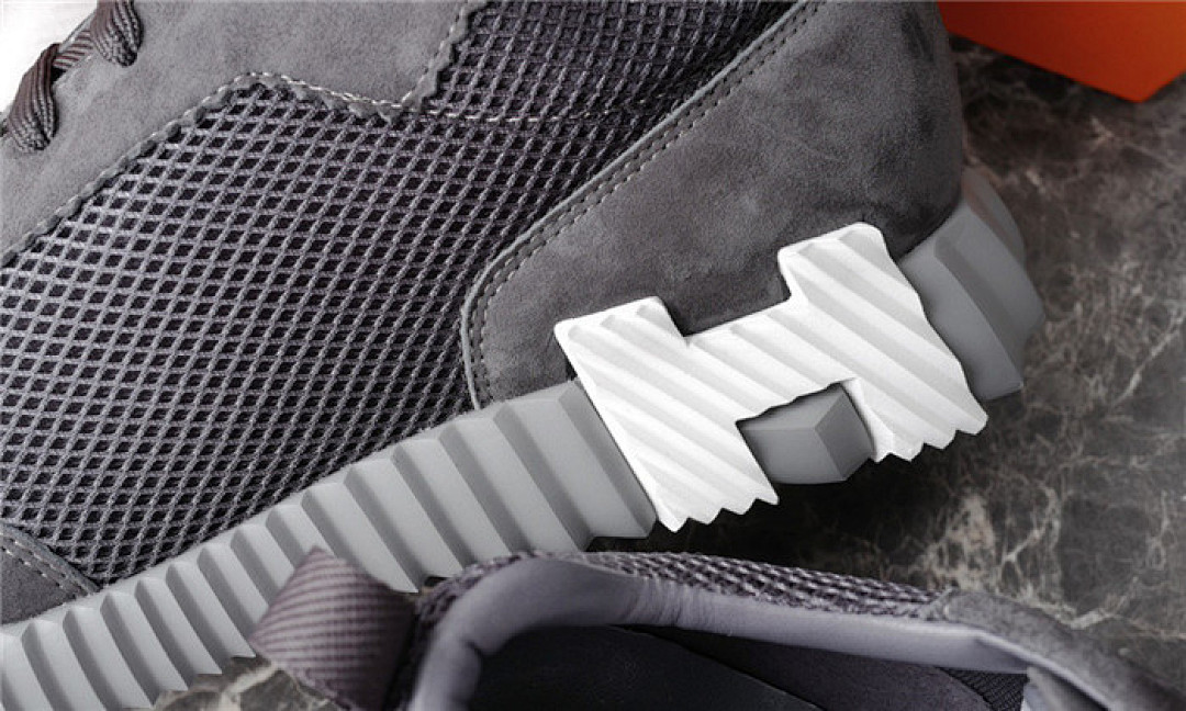 H*ER*MES SNEAKER