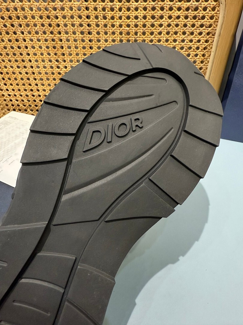 DR B35 NXXT sneaker