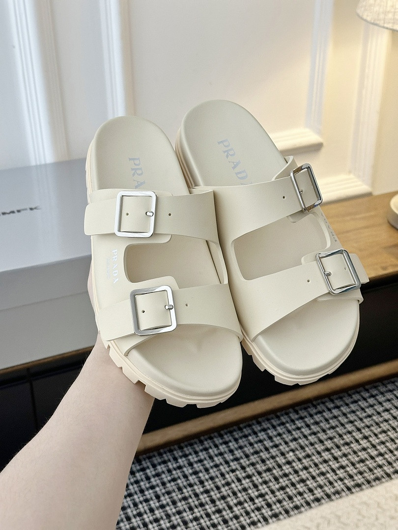 P*DA Slippers