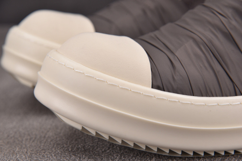RICK 0WENS SNEAKERS