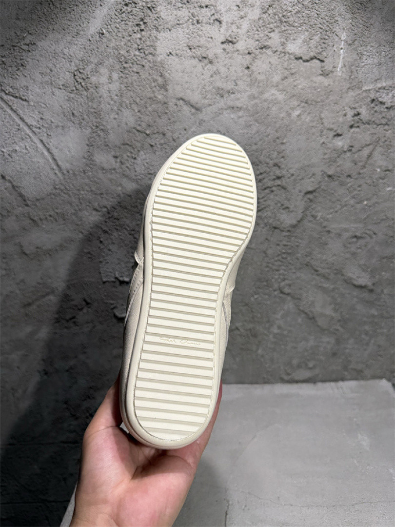 RICK 0WENS SNEAKERS
