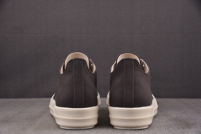 RICK 0WENS SNEAKERS
