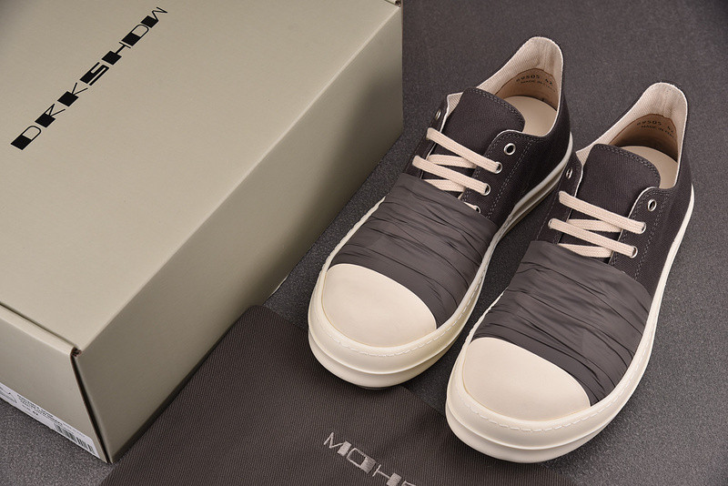 RICK 0WENS SNEAKERS