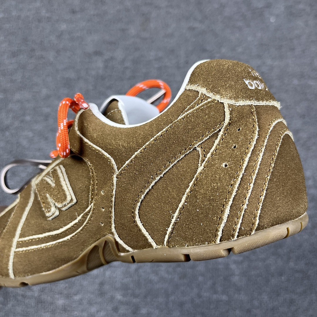 Miu Miu X NEW BALANCE Suede 530