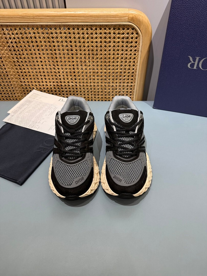 DR B35 NXXT sneaker